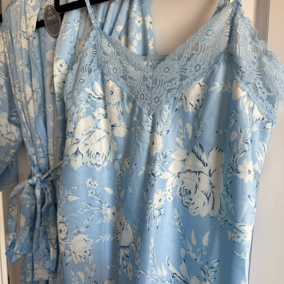 Anthropologie Flora Nikrooz Sabrina pajamas & robe travel set - Picture 7 of 7